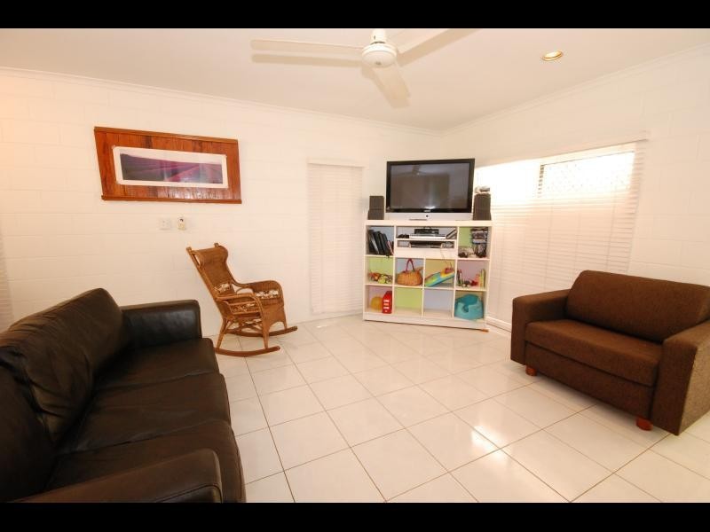 1 Dungarvan Drive, Brinsmead QLD 4870