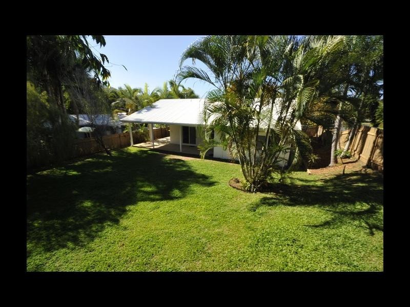 1 Dungarvan Drive, Brinsmead QLD 4870