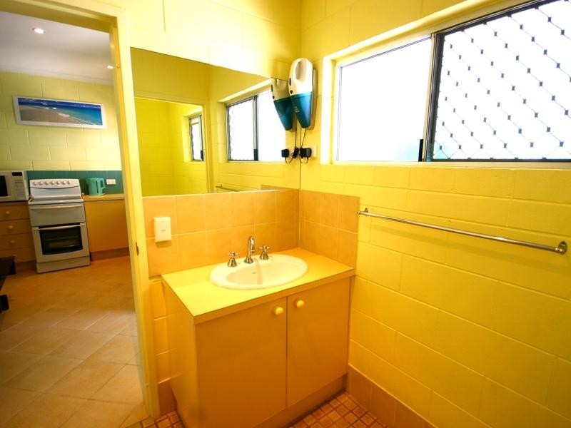 15/71-73 Moore Street, Trinity Beach QLD 4879