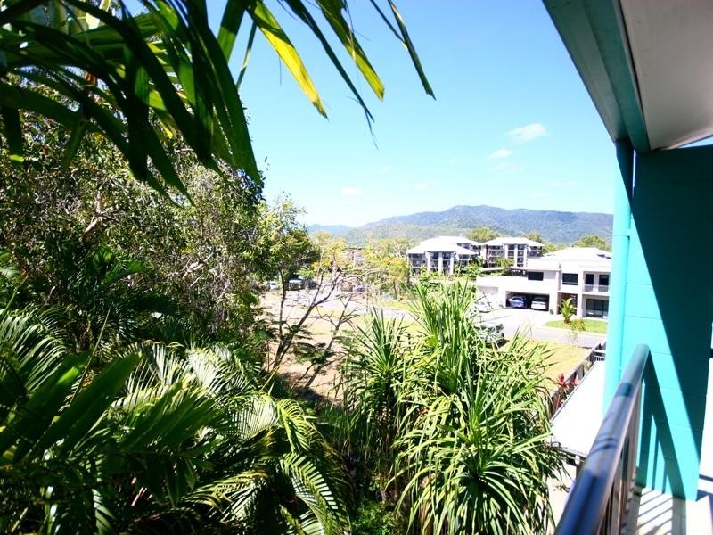15/71-73 Moore Street, Trinity Beach QLD 4879