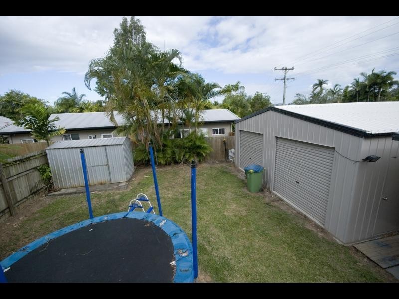 106 Callum Street, Mooroobool QLD 4870