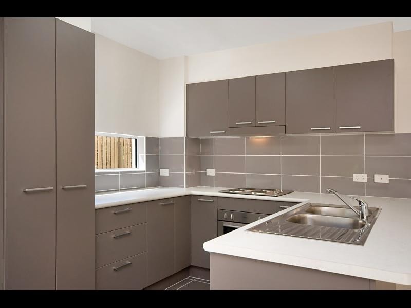 1/109 Callaghan Street, Mooroobool QLD 4870