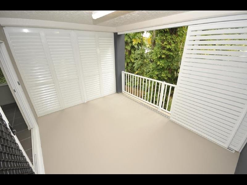 4/109 Callaghan Street, Mooroobool QLD 4870