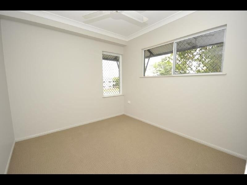 4/109 Callaghan Street, Mooroobool QLD 4870