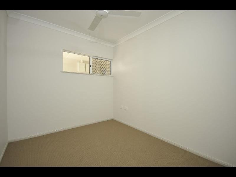 6/109 Callaghan Street, Mooroobool QLD 4870