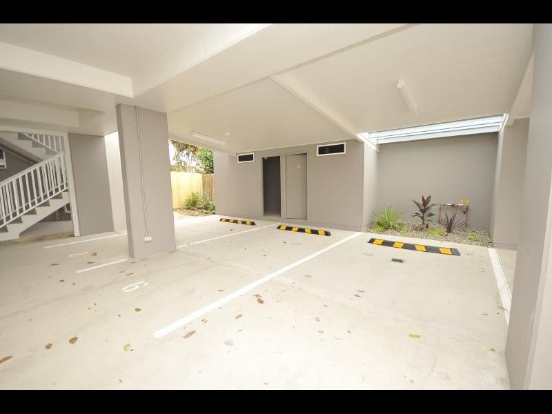 6/109 Callaghan Street, Mooroobool QLD 4870