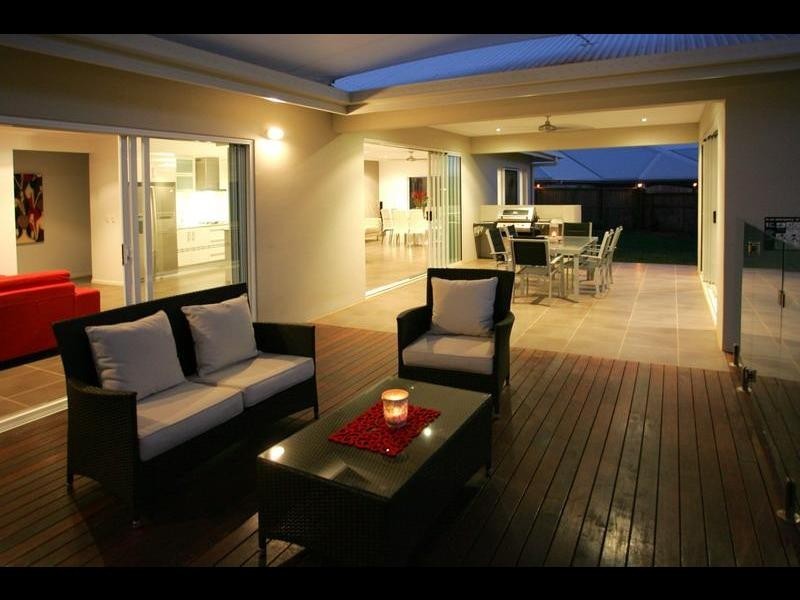 16 Catamaran Circuit, Trinity Beach QLD 4879