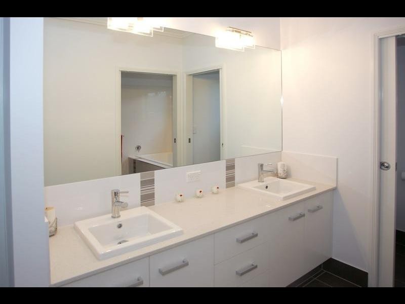 16 Catamaran Circuit, Trinity Beach QLD 4879
