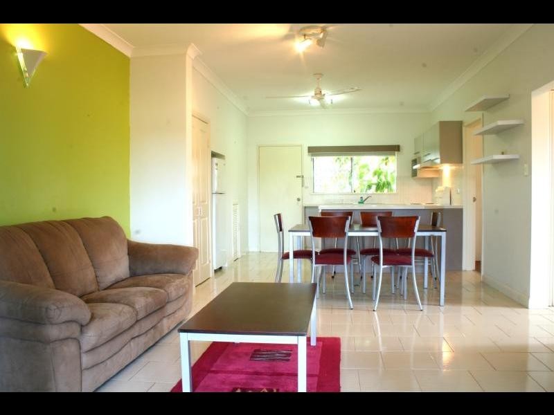 11/77 Little Pease Street, Manoora QLD 4870