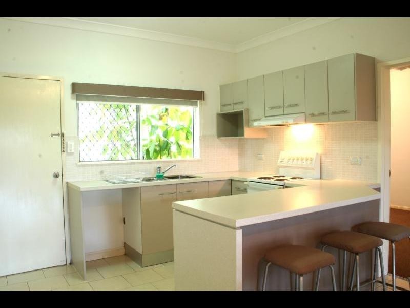 11/77 Little Pease Street, Manoora QLD 4870