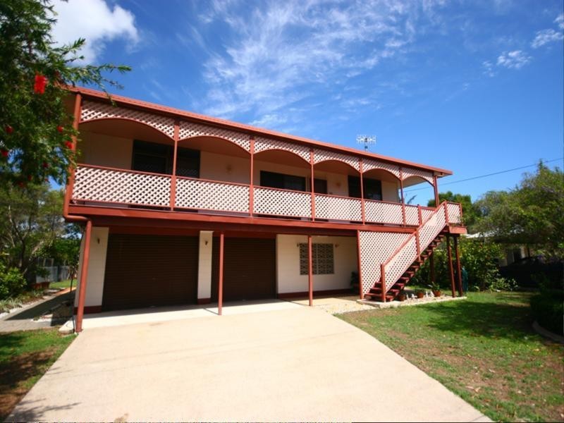 18 Debbie Street, Trinity Park QLD 4879