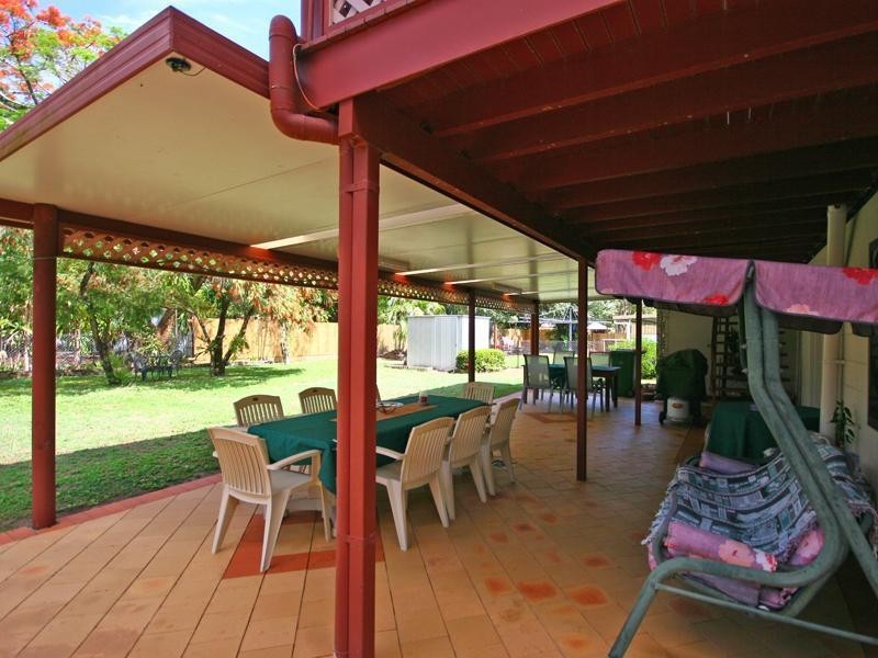 18 Debbie Street, Trinity Park QLD 4879