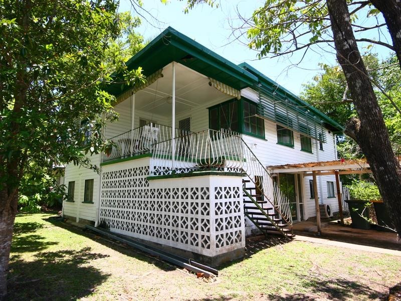 13 Fulton Close, Whitfield QLD 4870