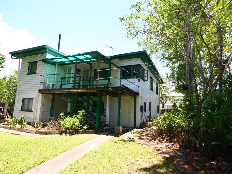13 Fulton Close, Whitfield QLD 4870