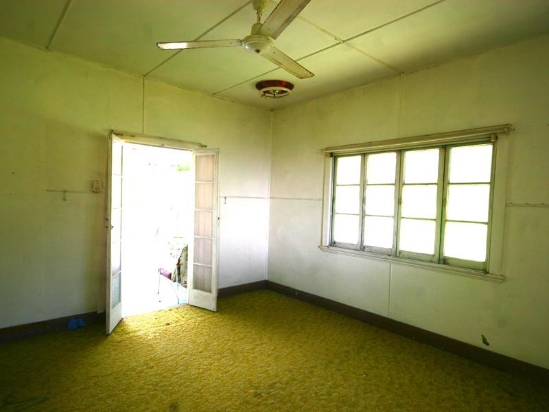 13 Fulton Close, Whitfield QLD 4870