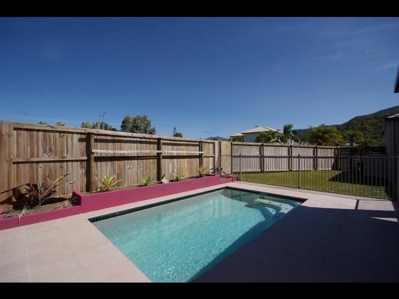 17 Iridescent Drive, Trinity Park QLD 4879