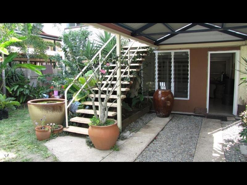 409 Draper Street, Parramatta Park QLD 4870