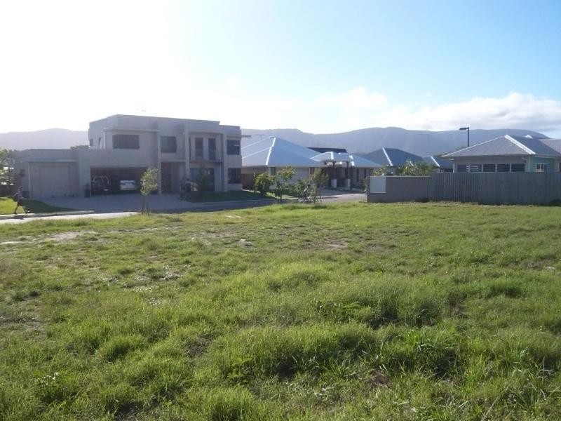 Lot 42 22 Trinity Beach Road, Trinity Beach QLD 4879