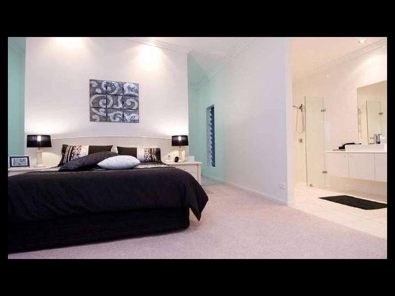 2 Carmelo Close, Whitfield QLD 4870