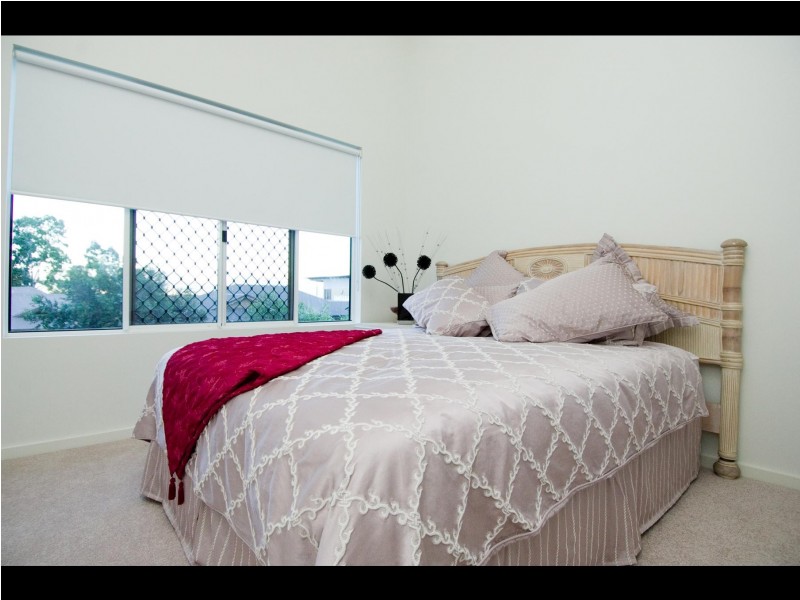 2 Carmelo Close, Whitfield QLD 4870