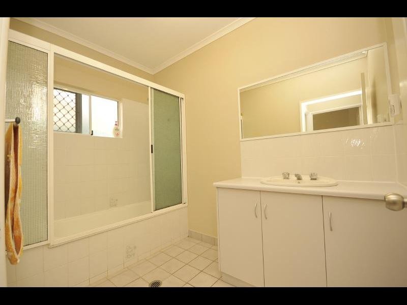 12 Kirraly Close, Mooroobool QLD 4870