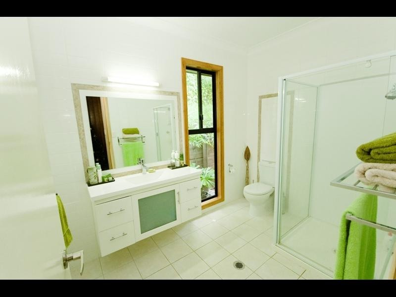 14-16 Frond Close, Redlynch QLD 4870