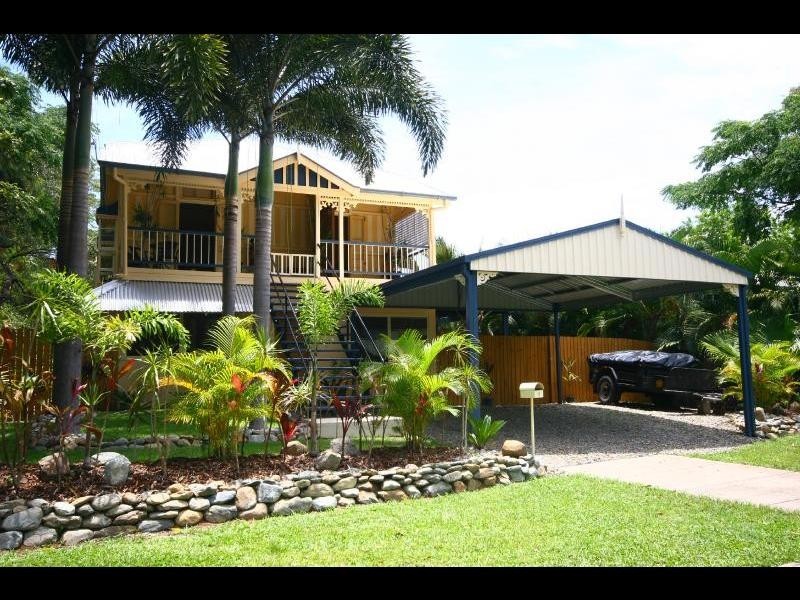 6 Hollett Close, Manunda QLD 4870