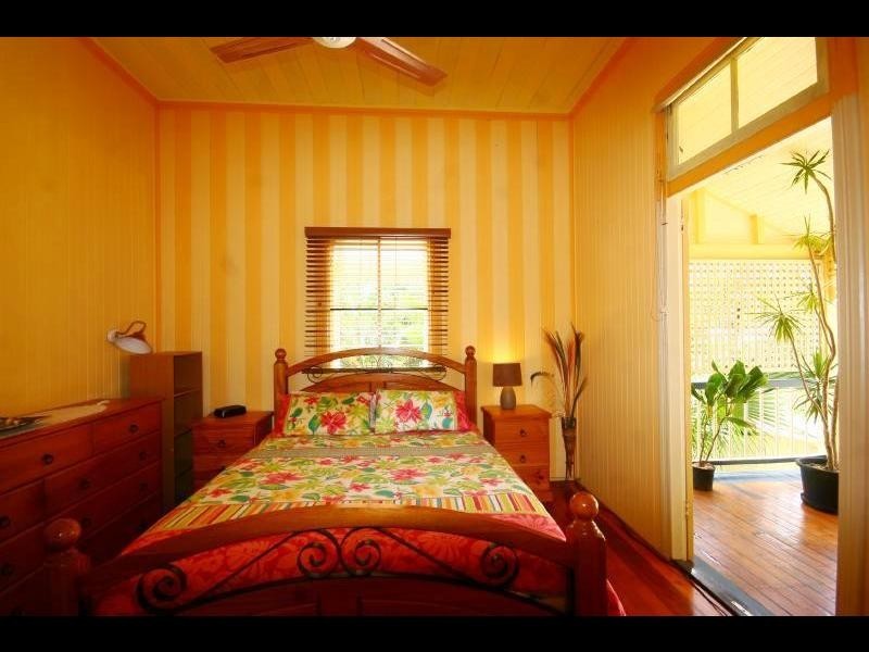 6 Hollett Close, Manunda QLD 4870