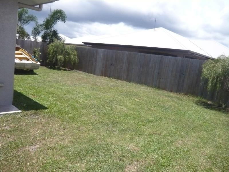41 Norwood Crescent, Trinity Park QLD 4879