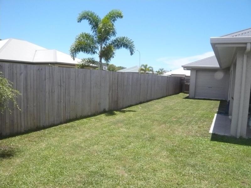 41 Norwood Crescent, Trinity Park QLD 4879