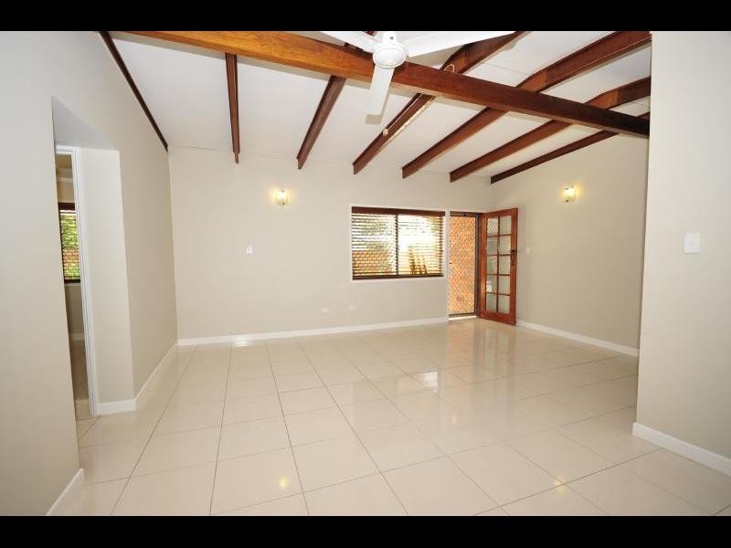 59 Hayward Street, Mooroobool QLD 4870