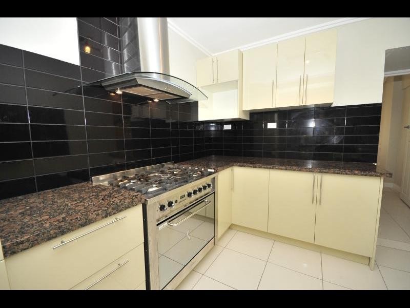 59 Hayward Street, Mooroobool QLD 4870