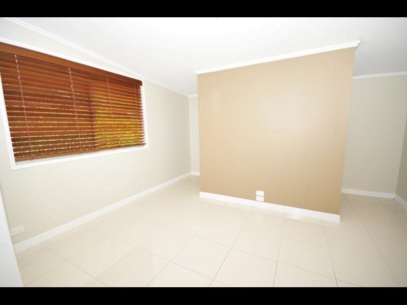 59 Hayward Street, Mooroobool QLD 4870