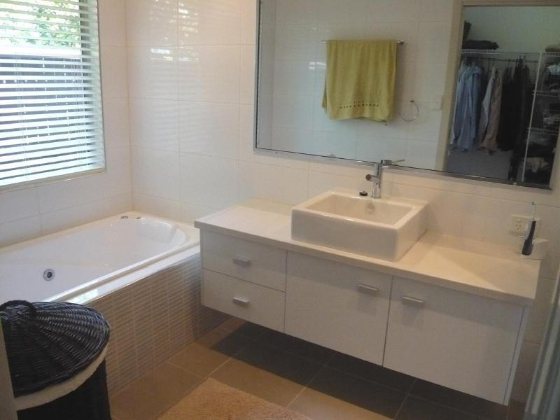 1/60 Harbour Drive, Trinity Park QLD 4879