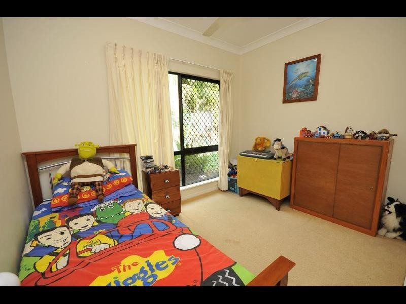 3 Dodd Court, Mooroobool QLD 4870