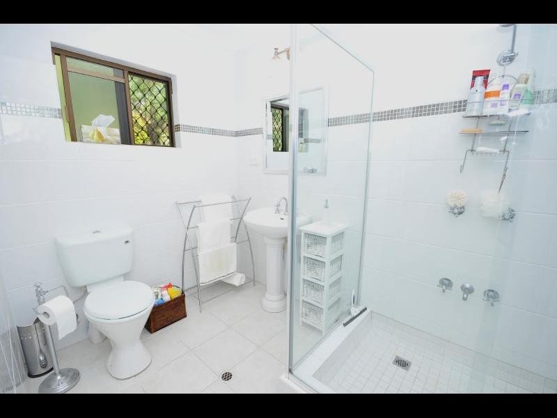 12 Hermes Close, Mooroobool QLD 4870