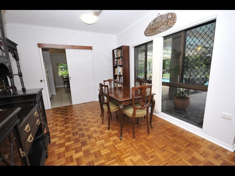 12 Hermes Close, Mooroobool QLD 4870