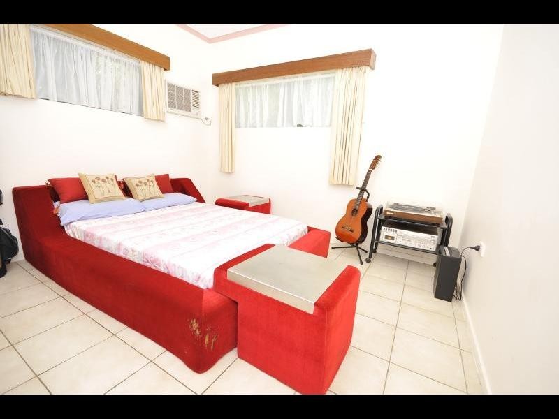 12 Hermes Close, Mooroobool QLD 4870