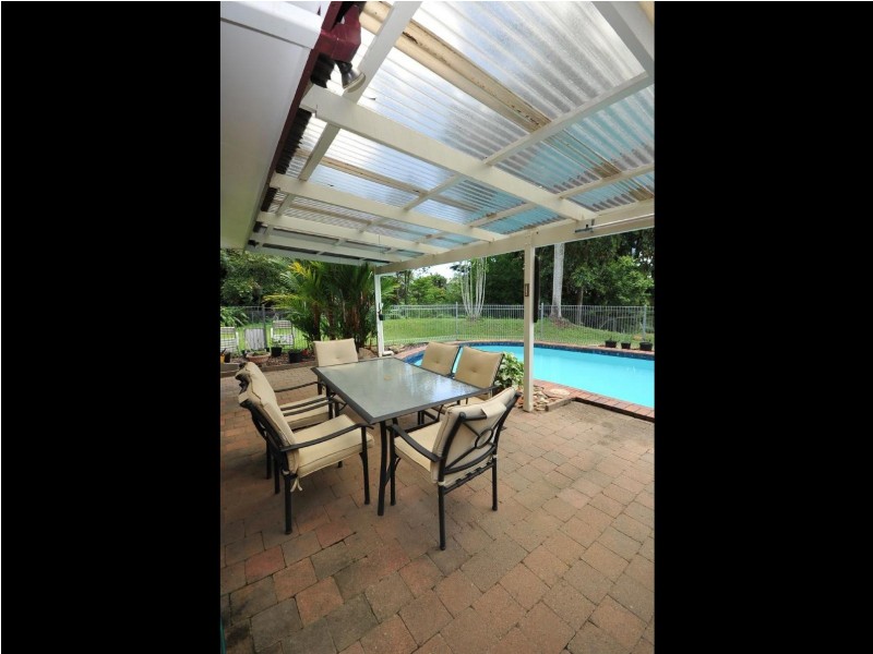 12 Hermes Close, Mooroobool QLD 4870