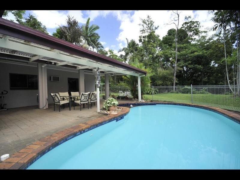 12 Hermes Close, Mooroobool QLD 4870