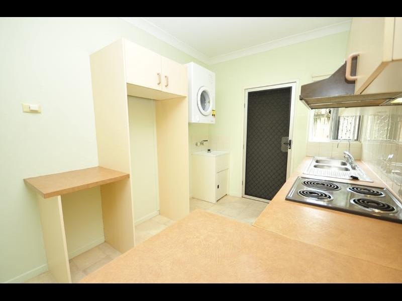 5/8 Bell Street, Bungalow QLD 4870