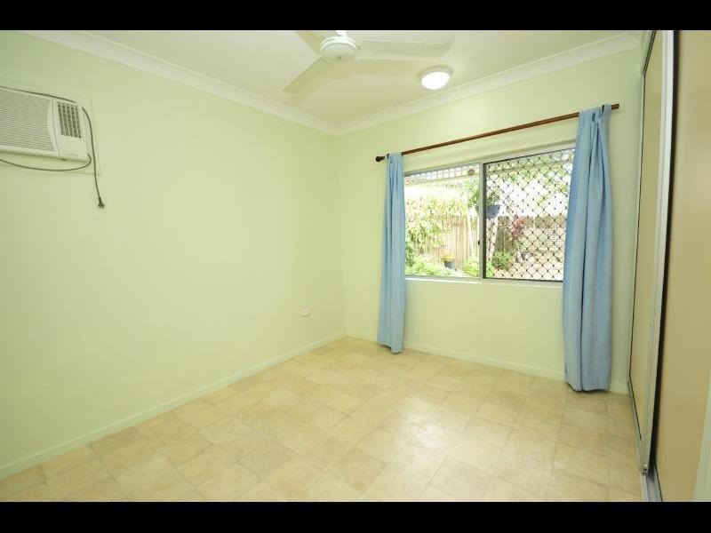 5/8 Bell Street, Bungalow QLD 4870