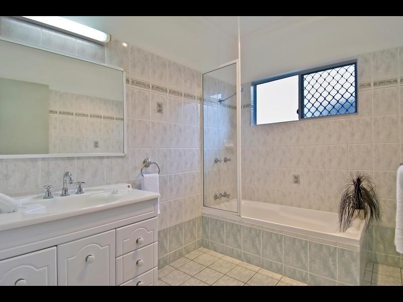 22 Bramble Street, Clifton Beach QLD 4879