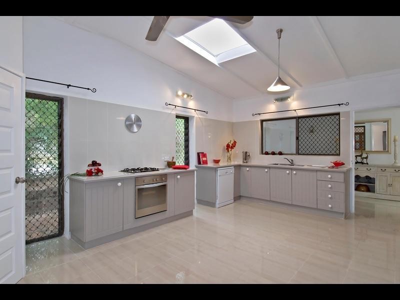 4 Madang Street, Trinity Beach QLD 4879