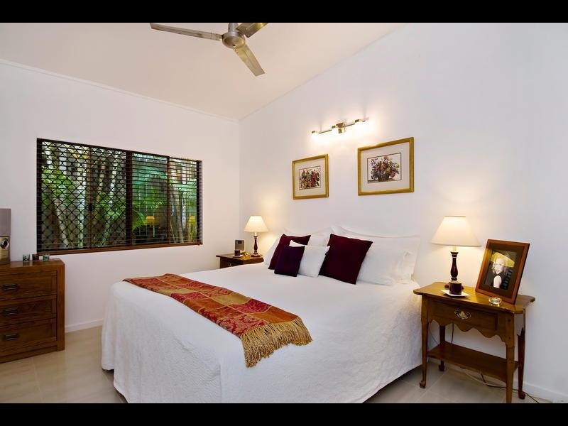 4 Madang Street, Trinity Beach QLD 4879