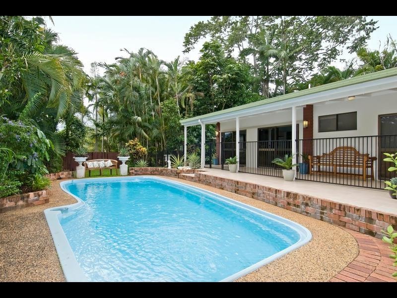 4 Madang Street, Trinity Beach QLD 4879