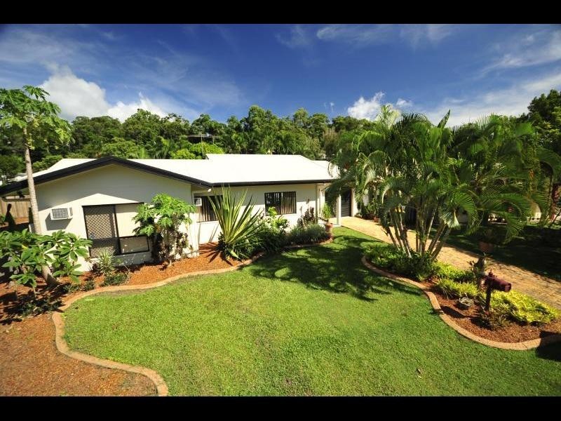 10 Cracknell Road, White Rock QLD 4868