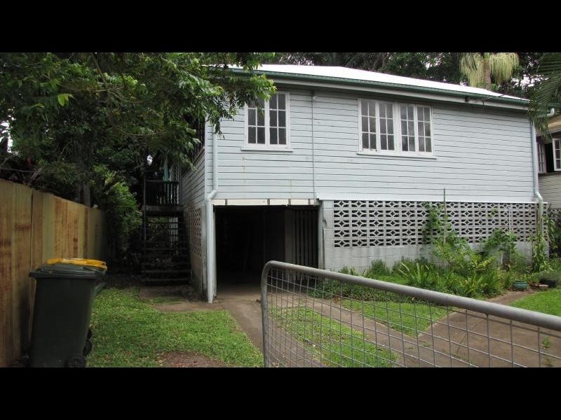 10 Shearer Avenue, Manunda QLD 4870