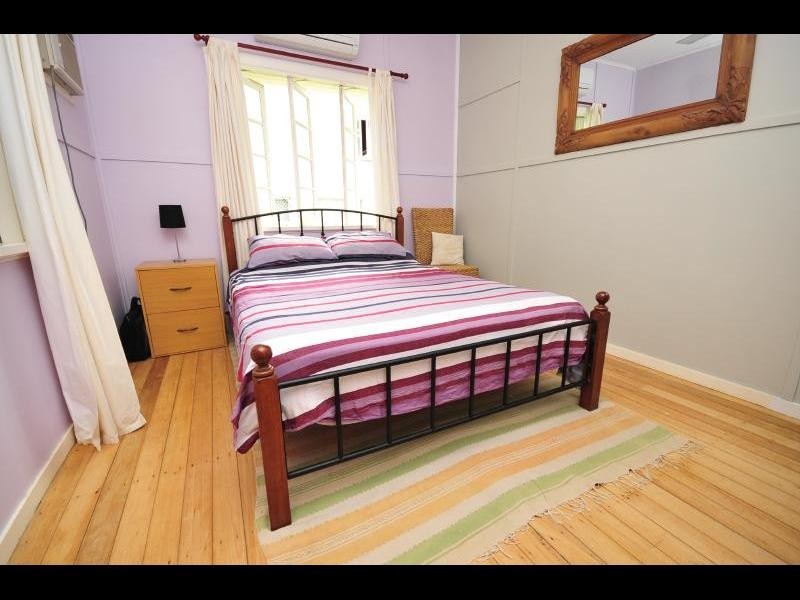 43 Moody Street, Mooroobool QLD 4870