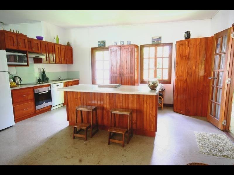 43 Moody Street, Mooroobool QLD 4870